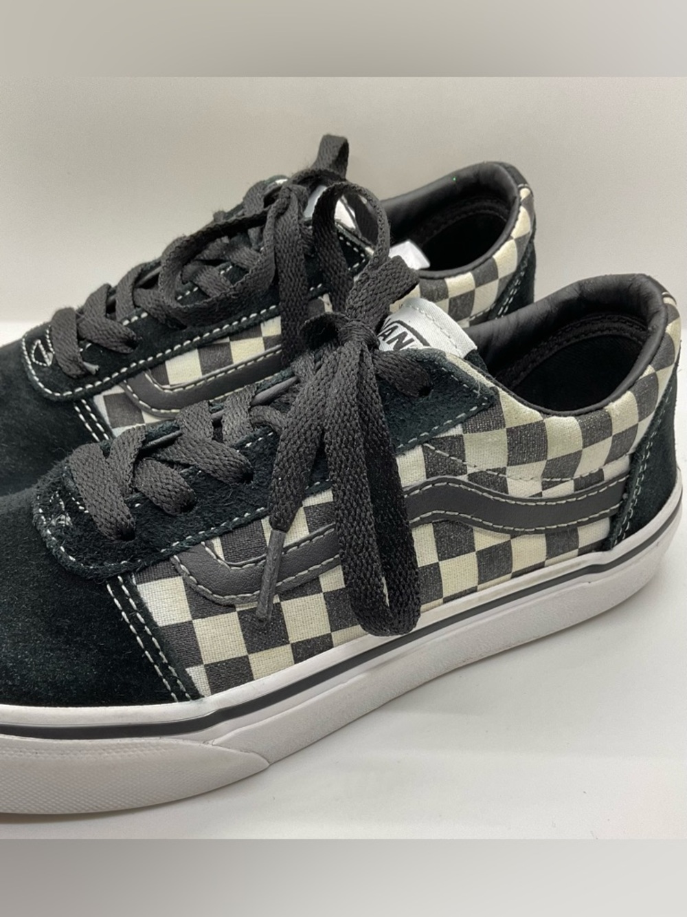 Vans Old Skool Youth Checkerboard Black White Suede Canvas Shoes Kids sz 4